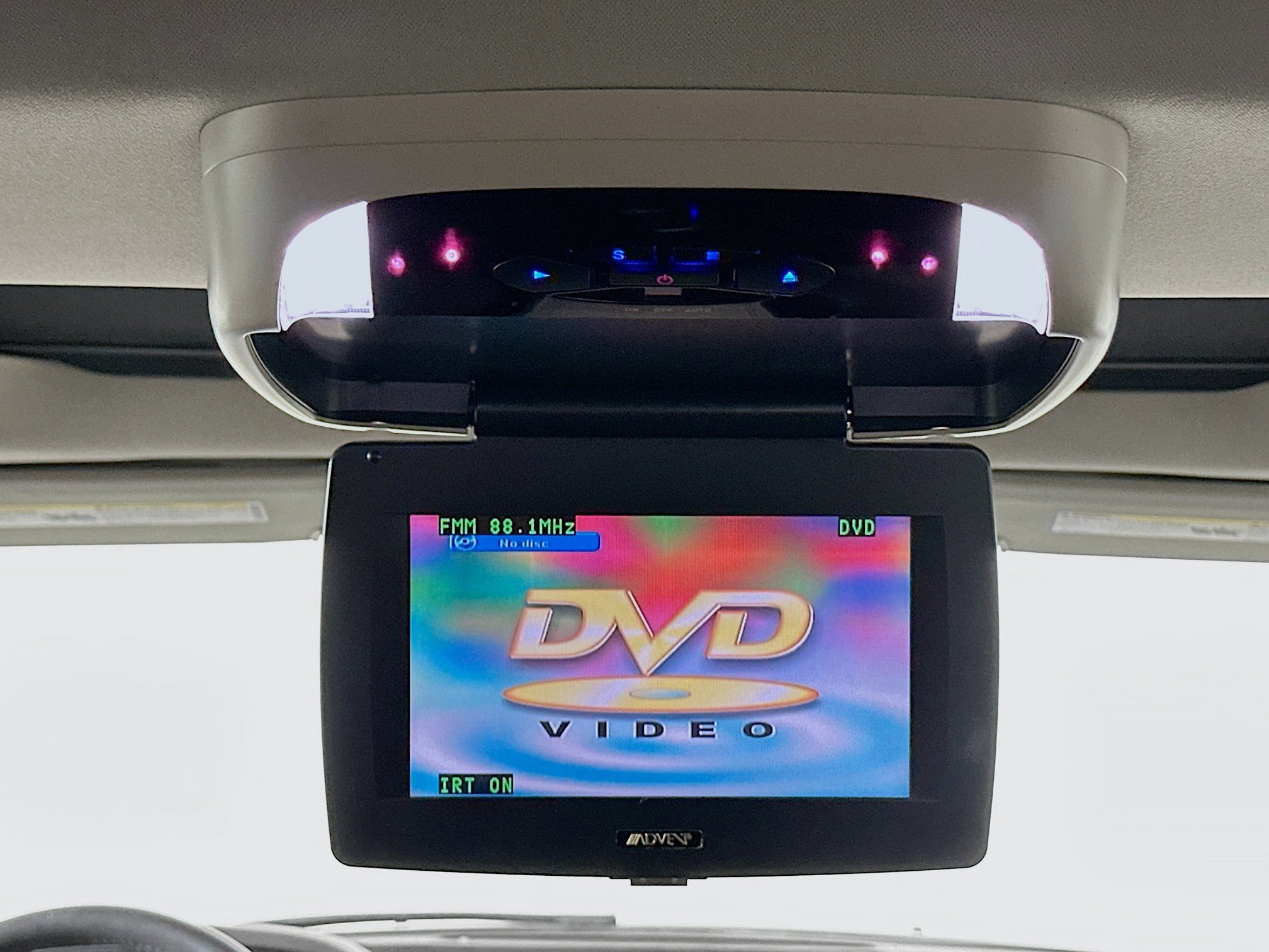 Used 2012 GMC Acadia SLE image 24