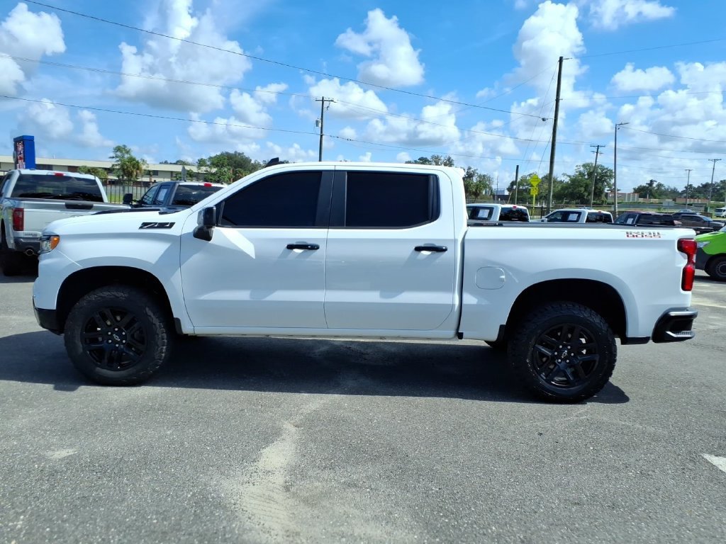 Used 2022 Chevrolet Silverado 1500 LT Trail Boss w/ LT Trail Boss Premium Package AWD/4WD image 4