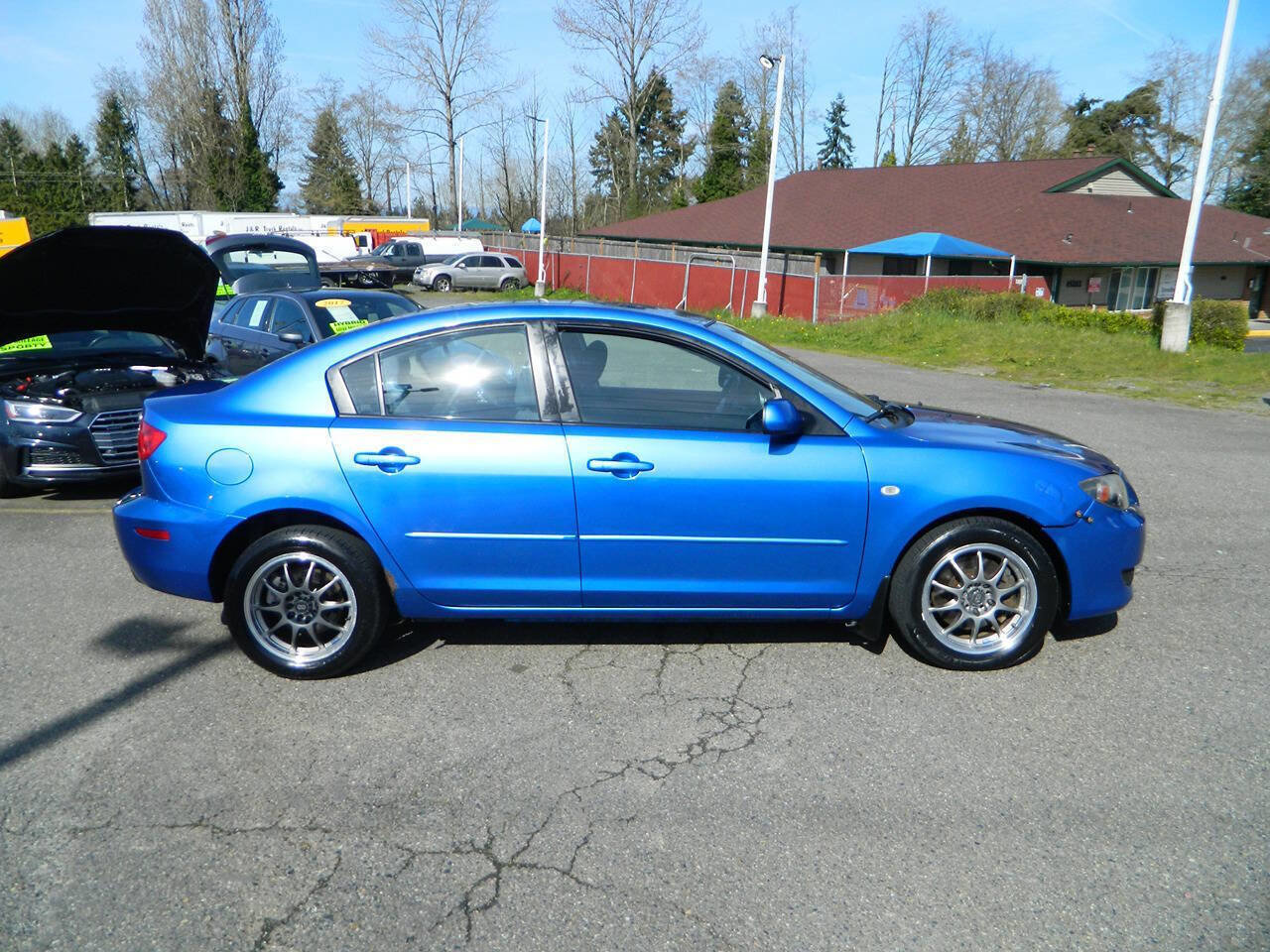 Used 2005 MAZDA MAZDA3 s image 9
