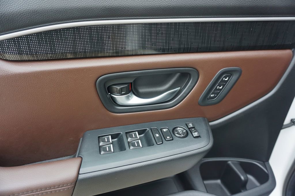 Used 2024 Honda Pilot Elite image 4