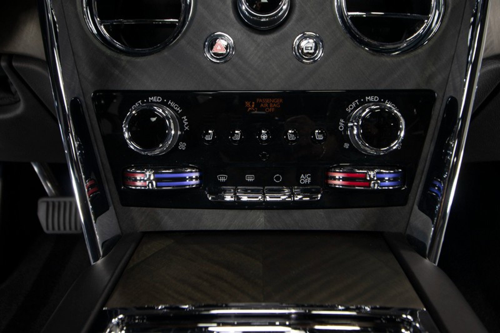 Used 2019 Rolls-Royce Cullinan image 34