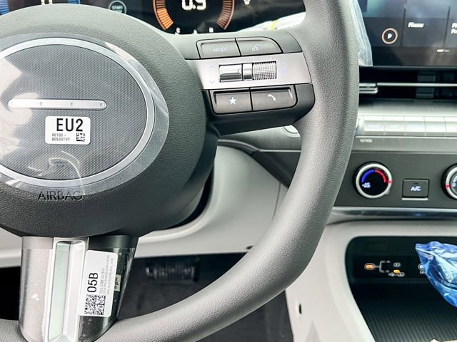 New 2026 Hyundai Kona SE AWD/4WD image 24