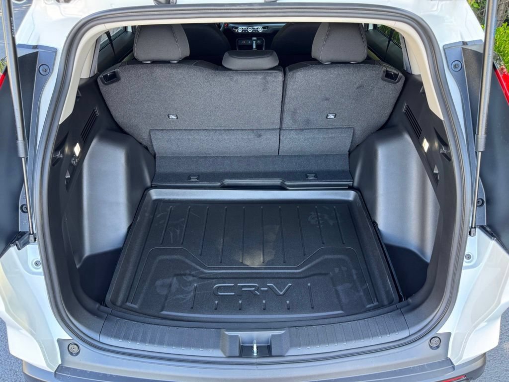Certified 2026 Honda CR-V EX image 32