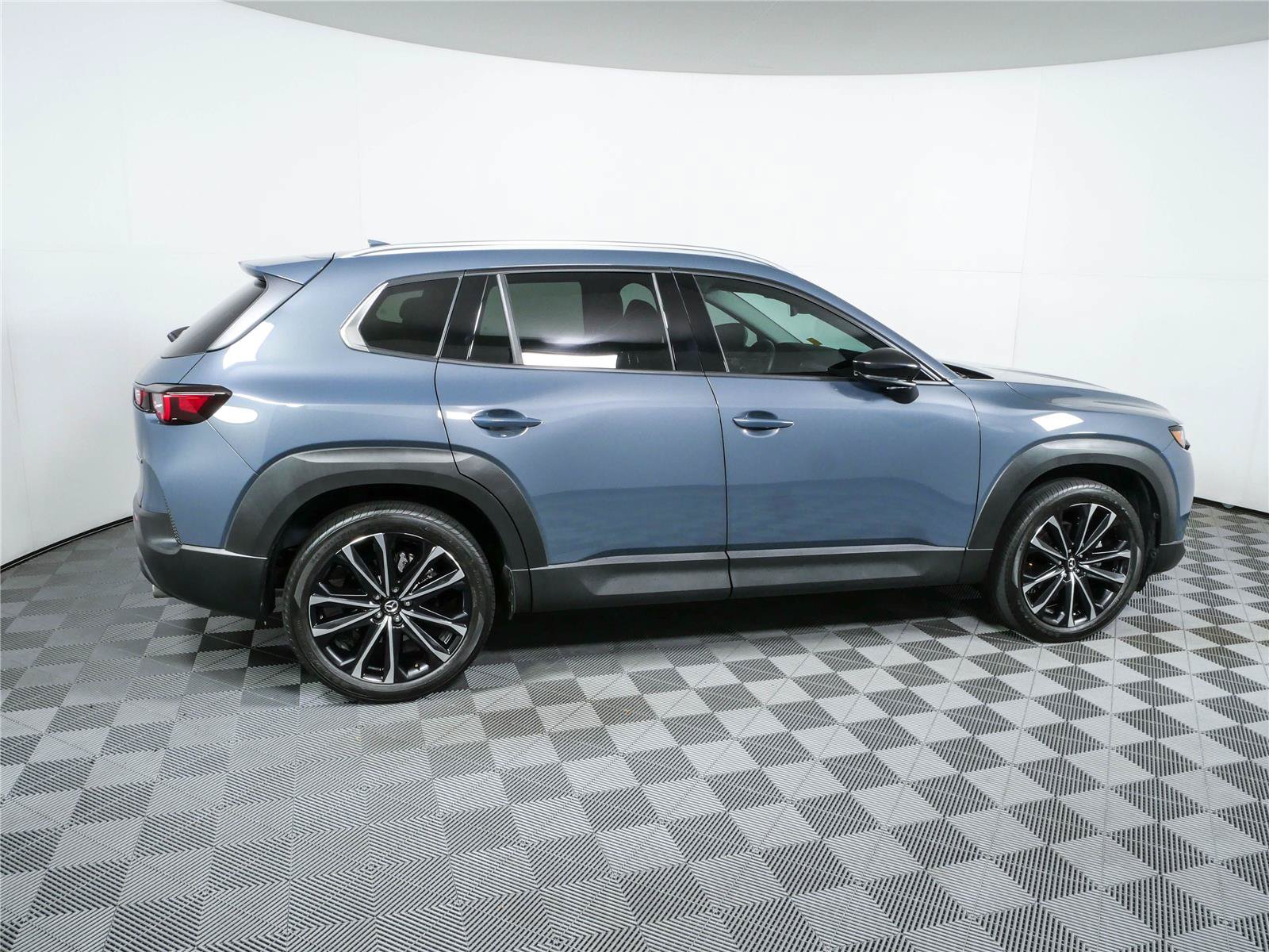 Used 2024 MAZDA CX-50 AWD 2.5 S w/ Cargo Package image 2