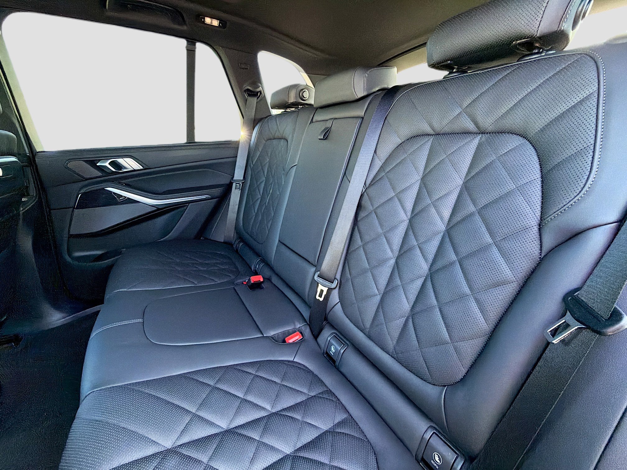 New 2026 BMW X5 xDrive50e w/ Executive Package image 21