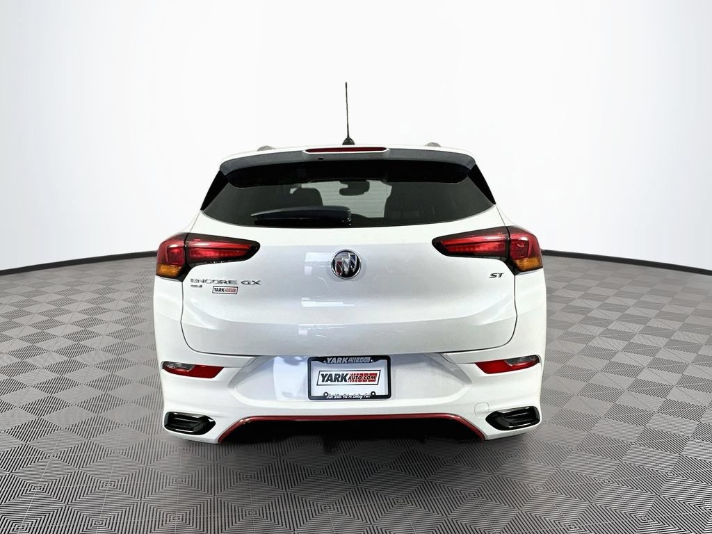 Used 2021 Buick Encore GX Essence w/ Sport Touring Package AWD/4WD image 9