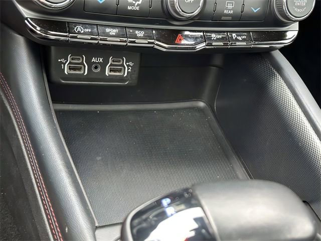 Used 2024 Dodge Durango GT image 13