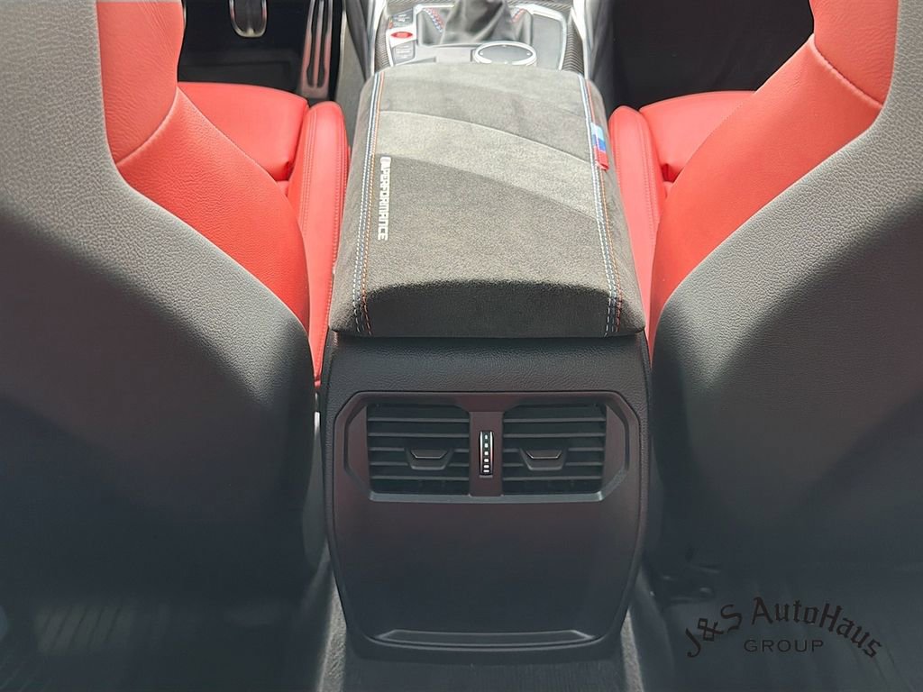Used 2025 BMW M4 Coupe w/ Executive Package RWD image 30
