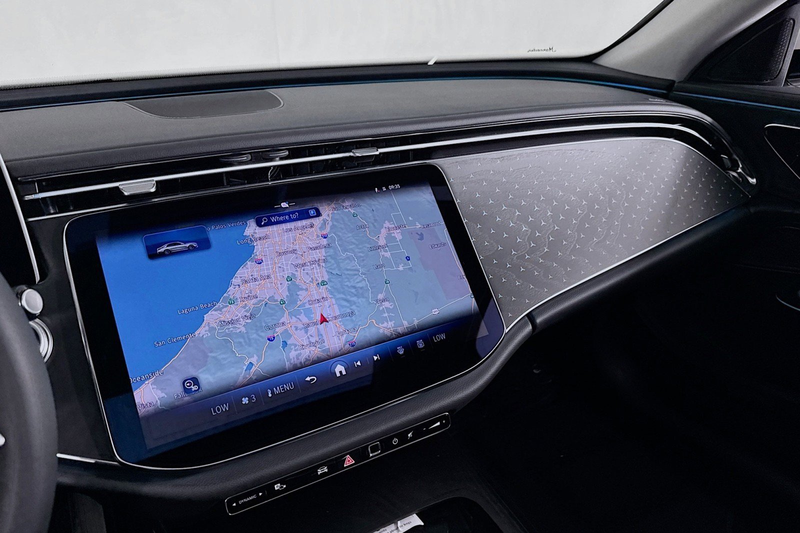New 2025 Mercedes-Benz E 350 4MATIC Sedan image 19