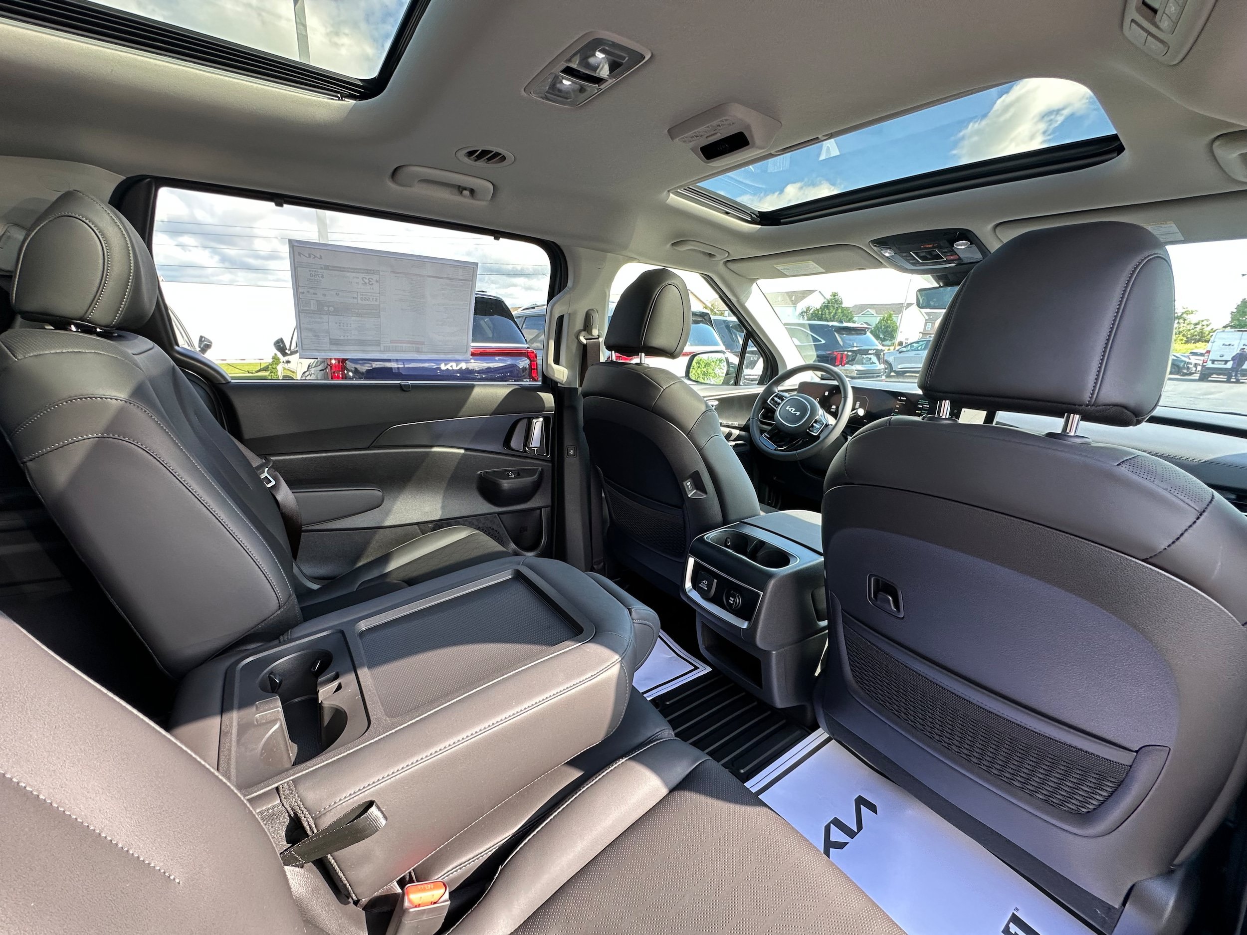 New 2026 Kia Carnival SX FWD image 15