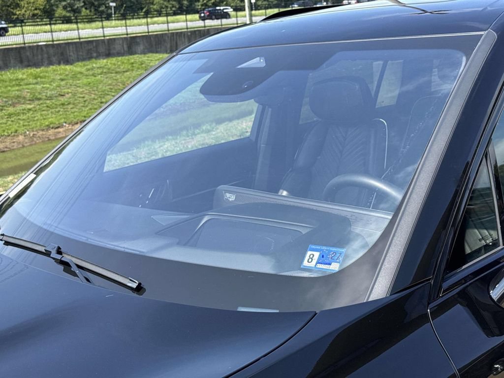 Certified 2026 Cadillac Vistiq Platinum AWD/4WD image 12
