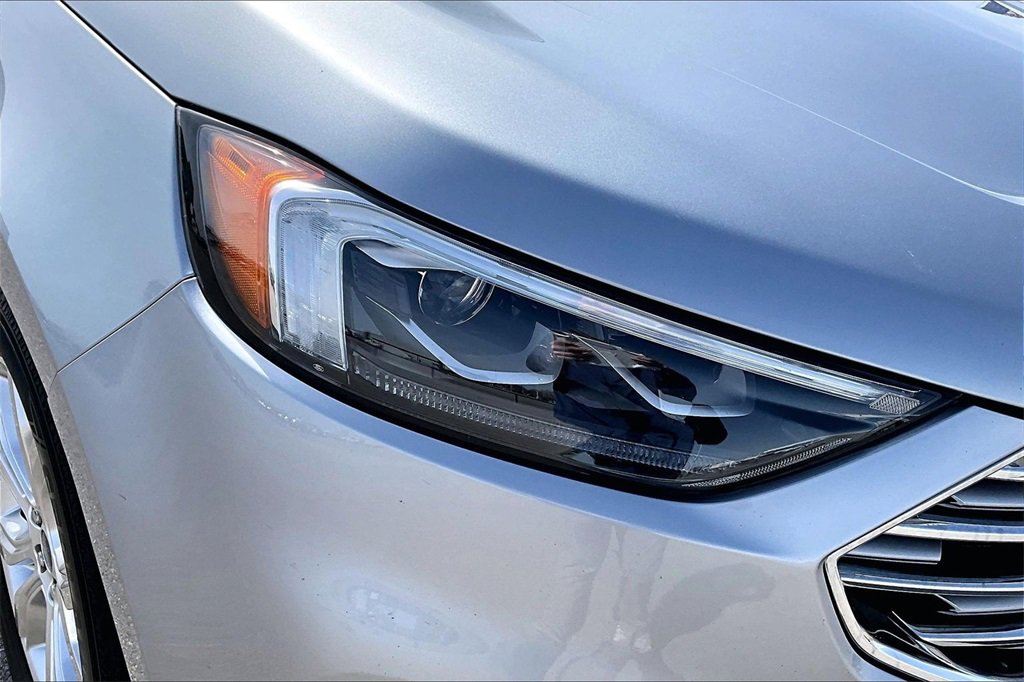 Used 2022 Ford Edge Titanium w/ Equipment Group 301A image 28