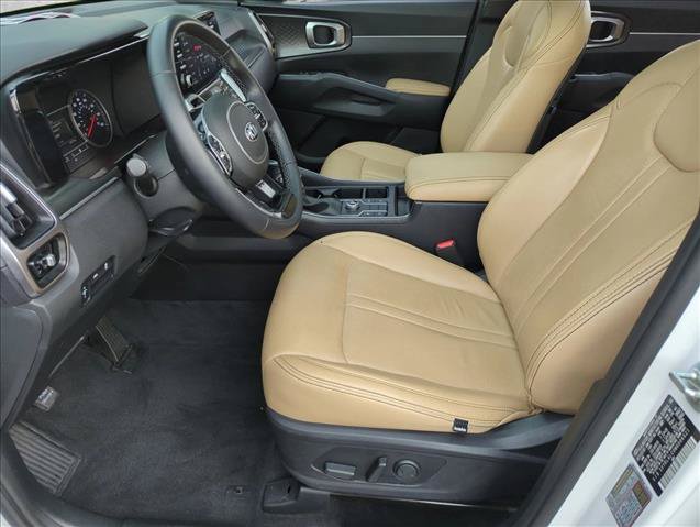 Used 2021 Kia Sorento S w/ Panoramic Sunroof Package FWD image 16