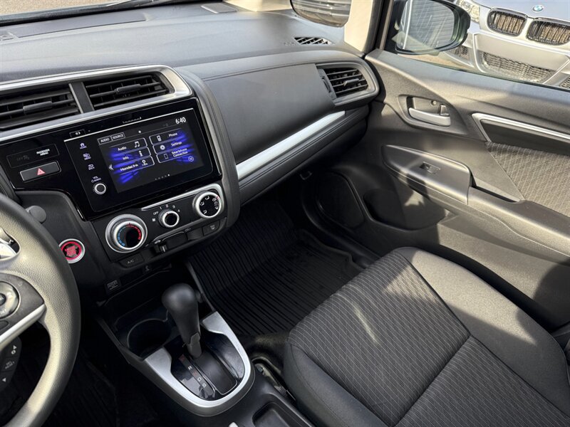 Used 2020 Honda Fit EX image 24