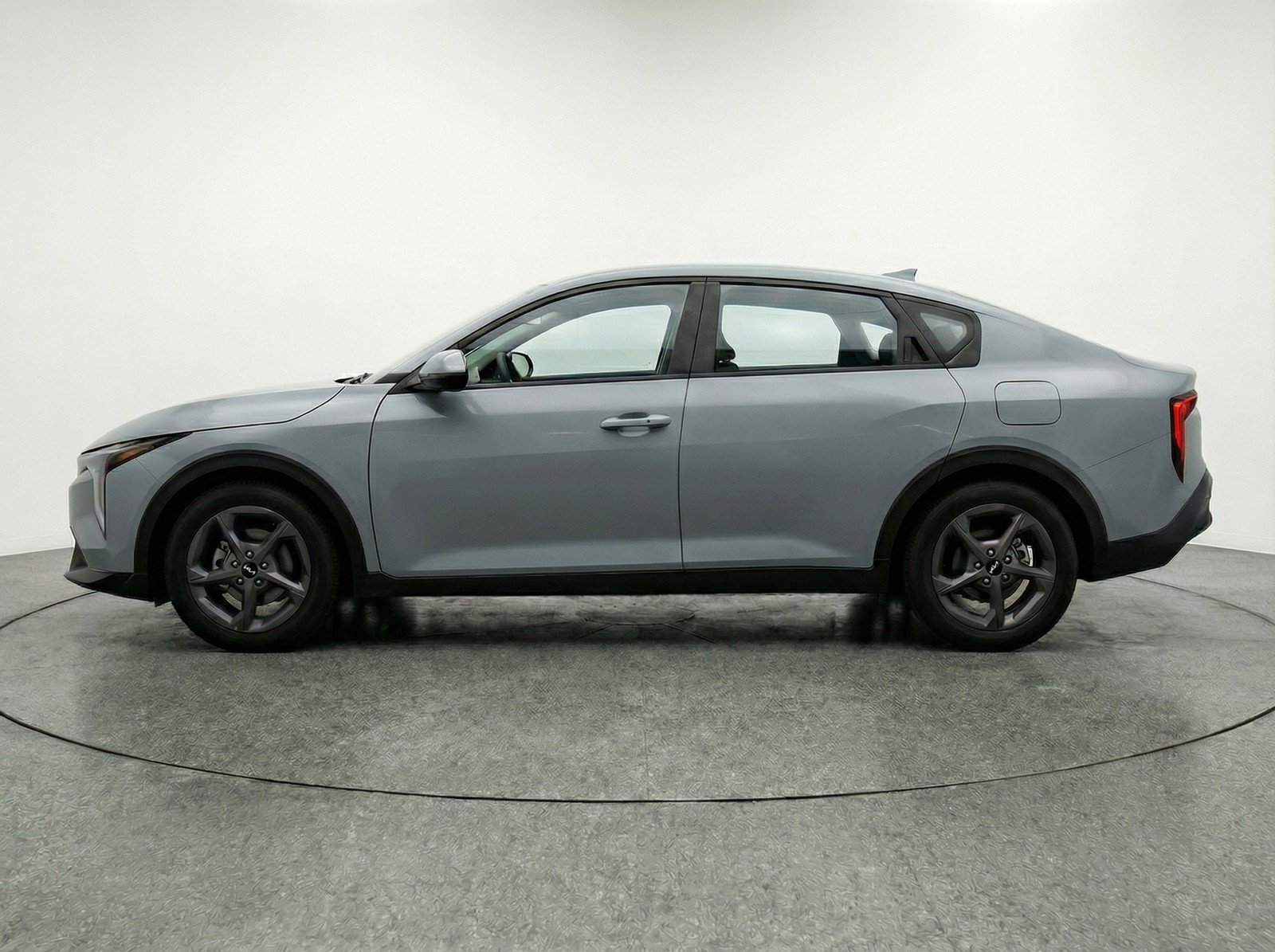 Used 2025 Kia K4 LXS image 5