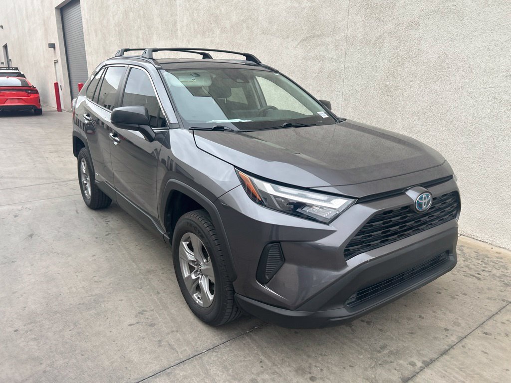 Used 2024 Toyota RAV4 LE AWD/4WD image 2