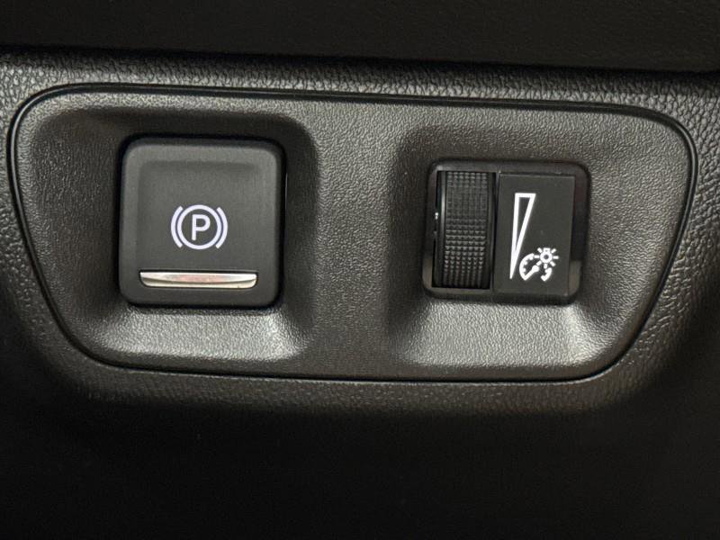 Used 2023 GMC Acadia SLE w/ Driver Convenience Package image 33