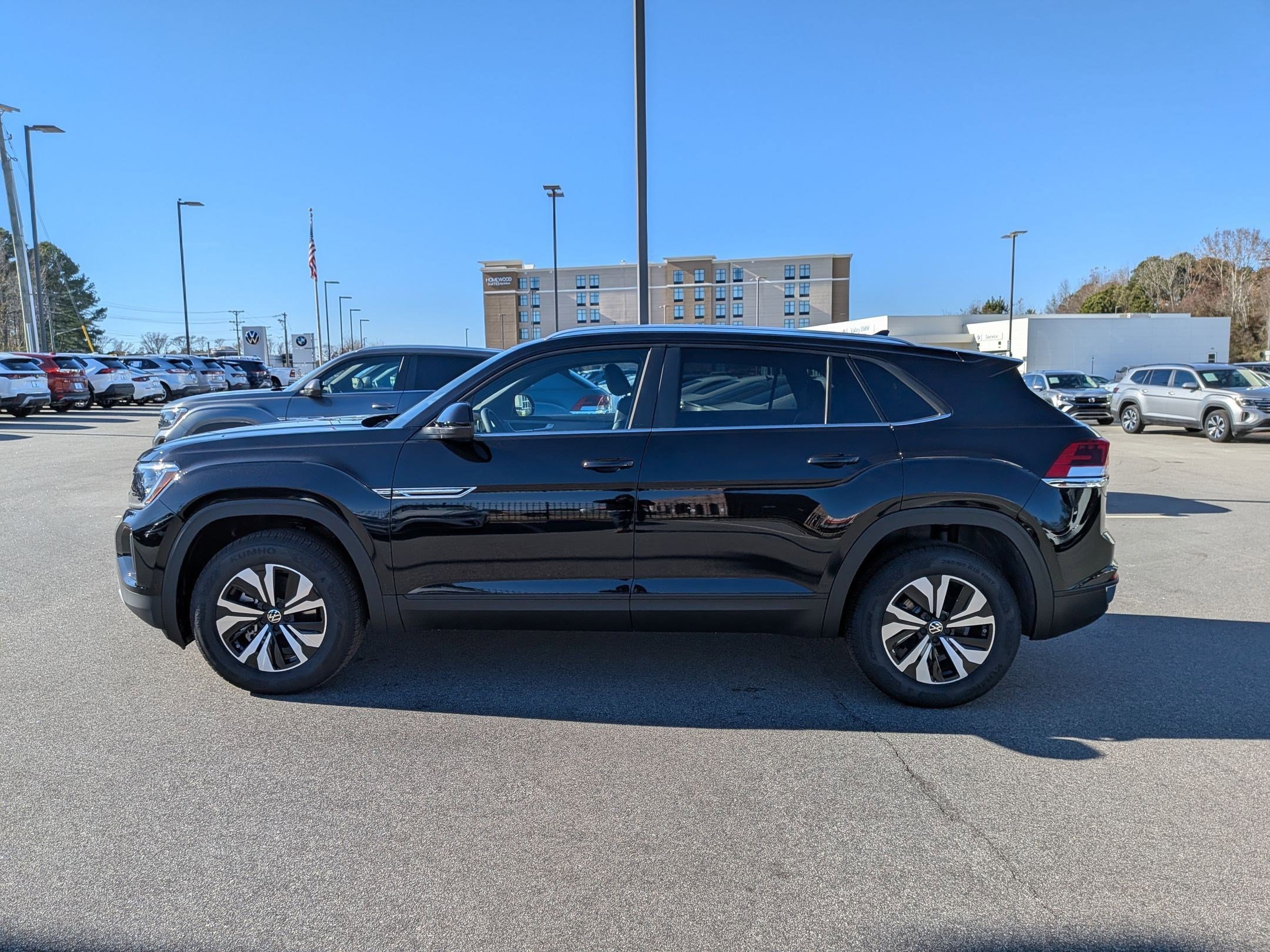 New 2026 Volkswagen Atlas Cross Sport SE AWD/4WD image 6