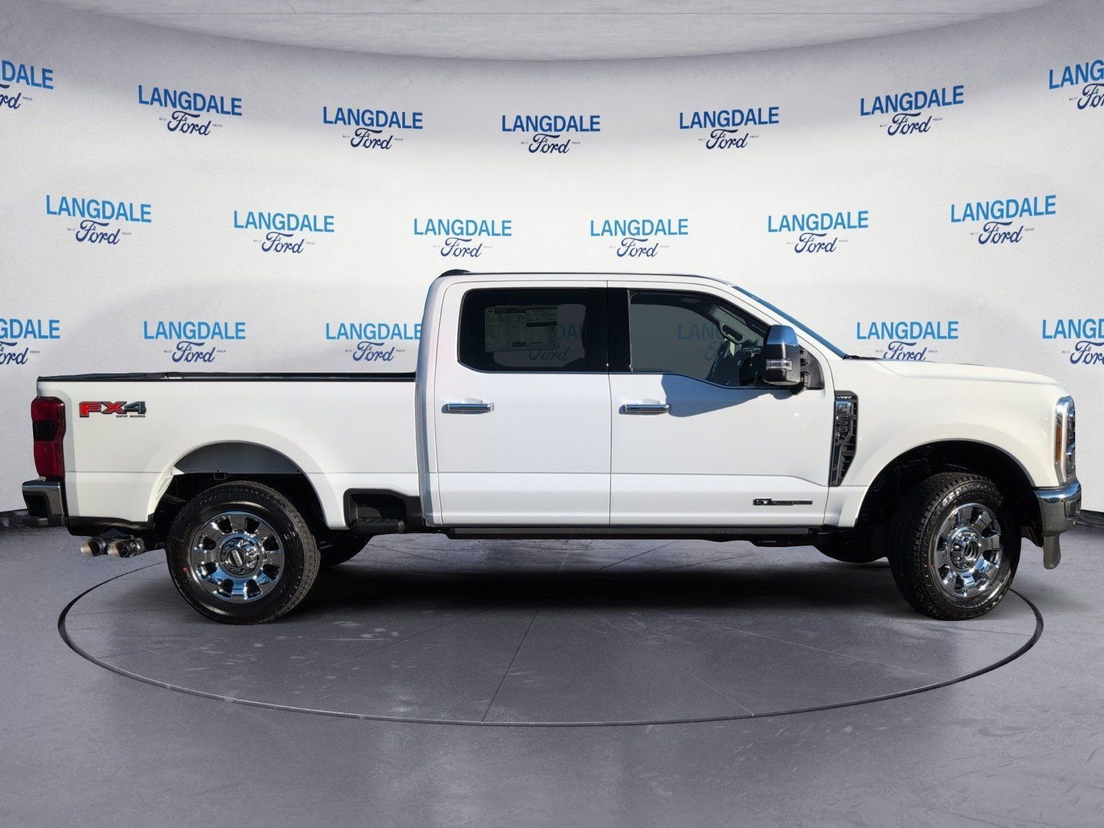 New 2026 Ford F250 Lariat w/ Lariat Premium Package video 3