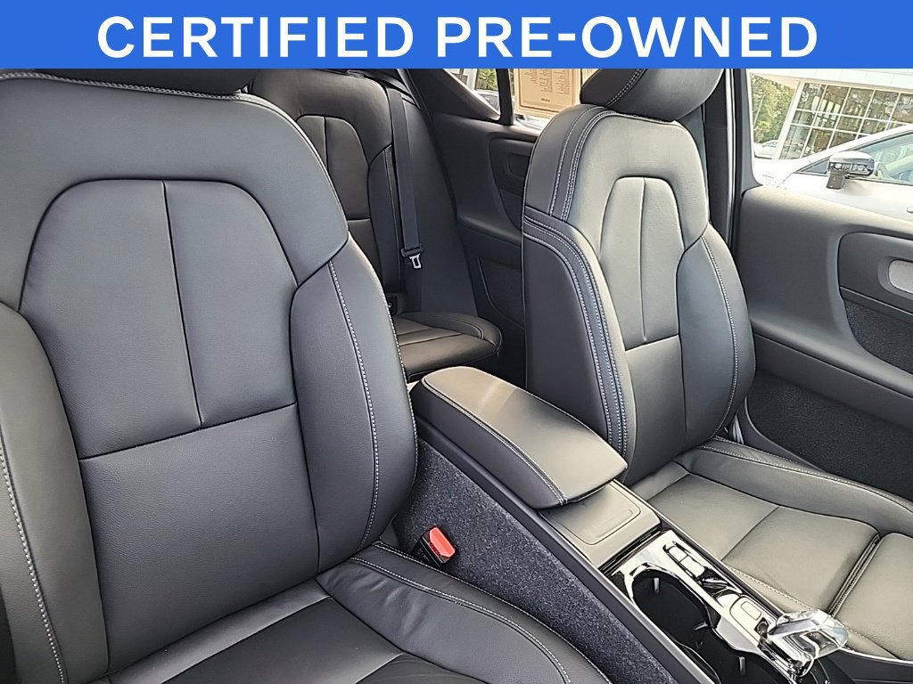 Used 2024 Volvo XC40 B5 Plus w/ Protection Package Premier AWD/4WD image 21