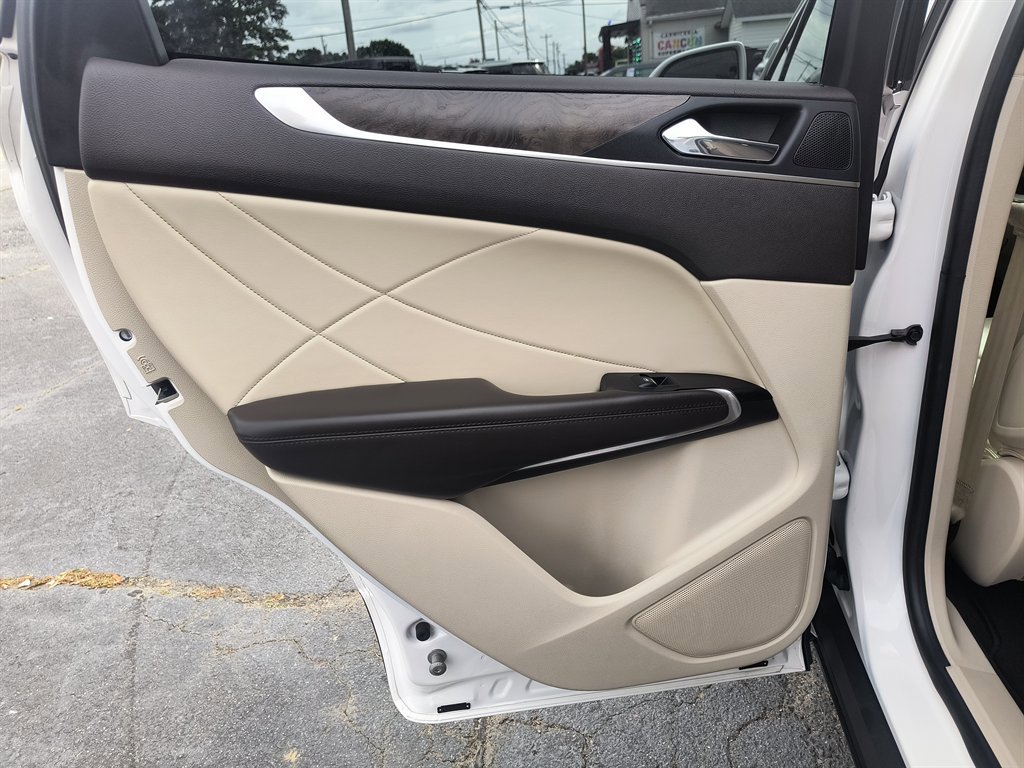 Used 2019 Lincoln MKC Reserve w/ MKC Climate Package image 32