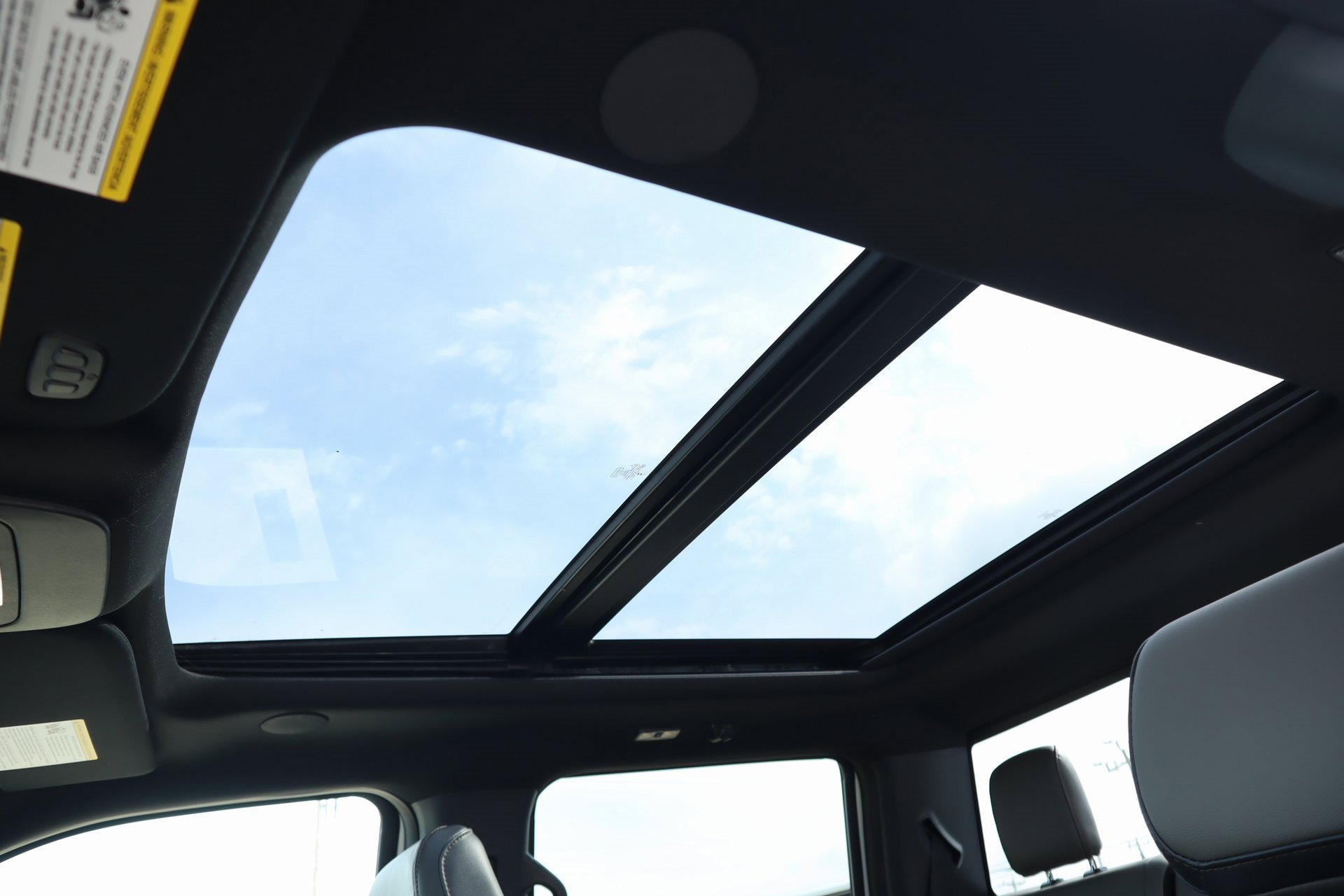 New 2025 Ford F150 Lariat w/ Equipment Group 502A High image 17