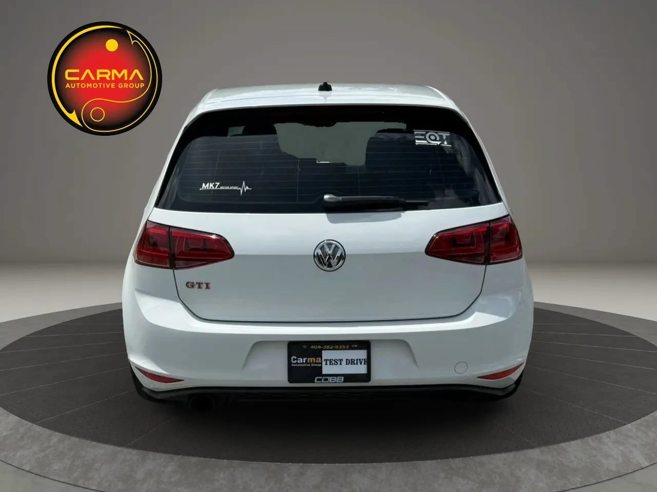 Used 2017 Volkswagen GTI SE FWD image 4