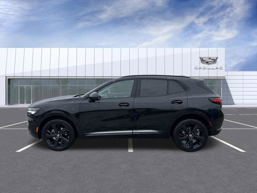 Used 2023 Buick Envision Essence w/ Sport Touring Package AWD/4WD image 5