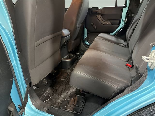 Used 2017 Jeep Wrangler Unlimited Sport w/ Connectivity Group AWD/4WD image 27