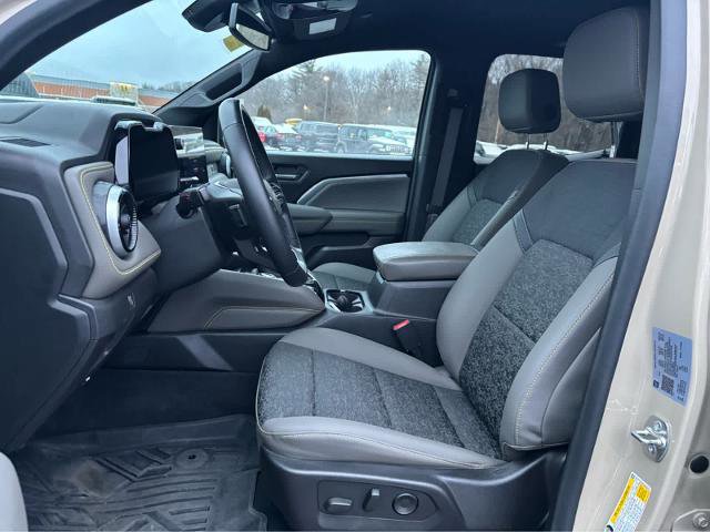 Used 2024 Chevrolet Colorado ZR2 w/ Safety Package image 16