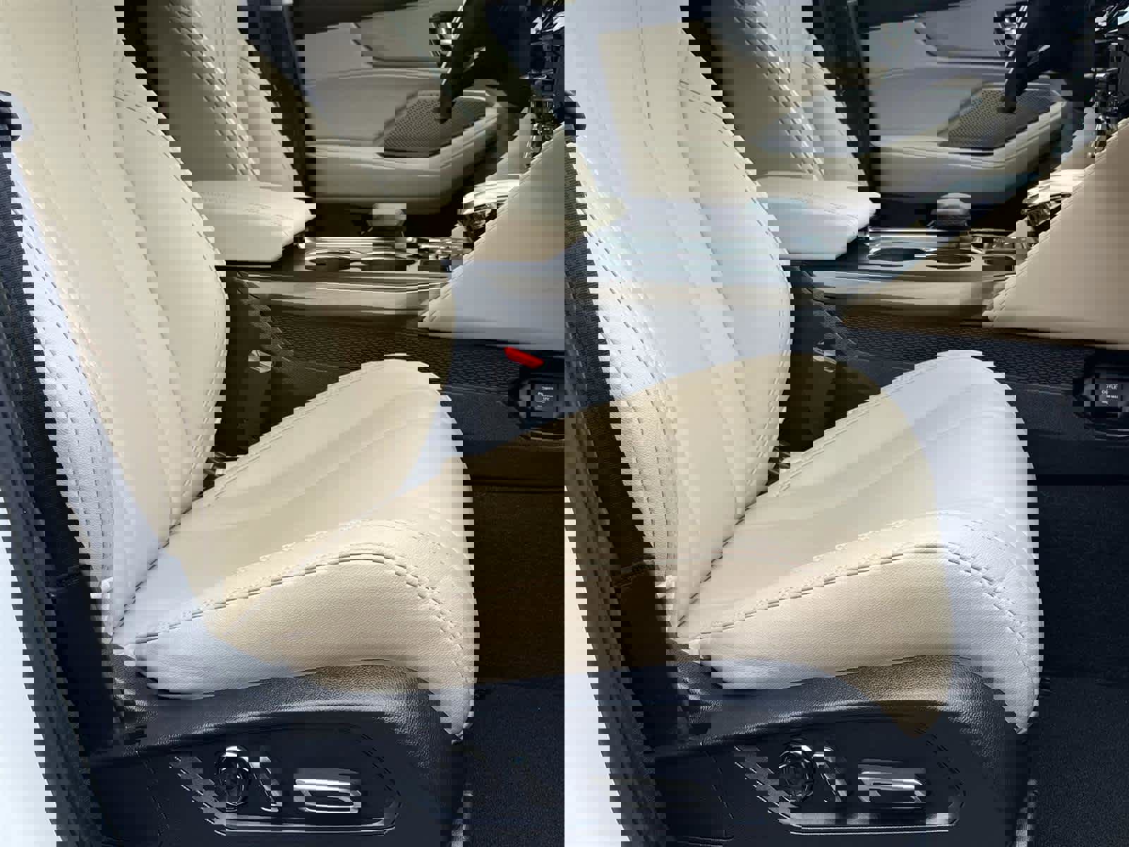 Used 2023 Acura MDX image 19