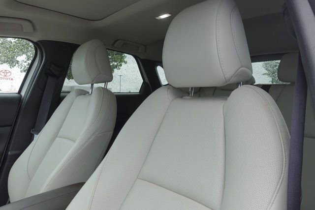 Used 2023 MAZDA CX-30 AWD 2.5 S w/ Premium Package image 10
