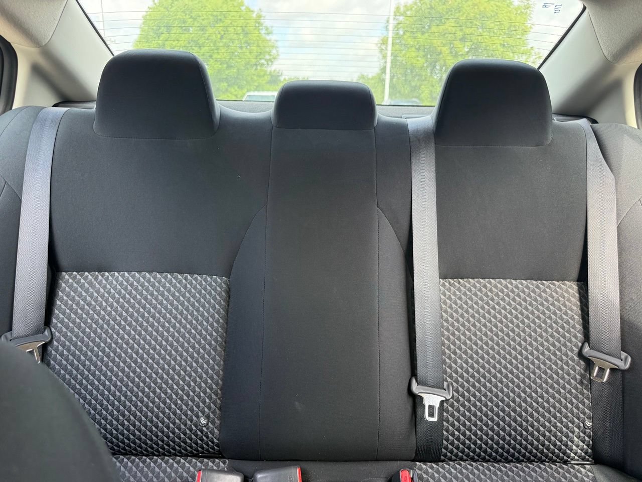 Used 2023 Nissan Versa S FWD image 17