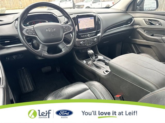 Used 2021 Chevrolet Traverse RS image 36