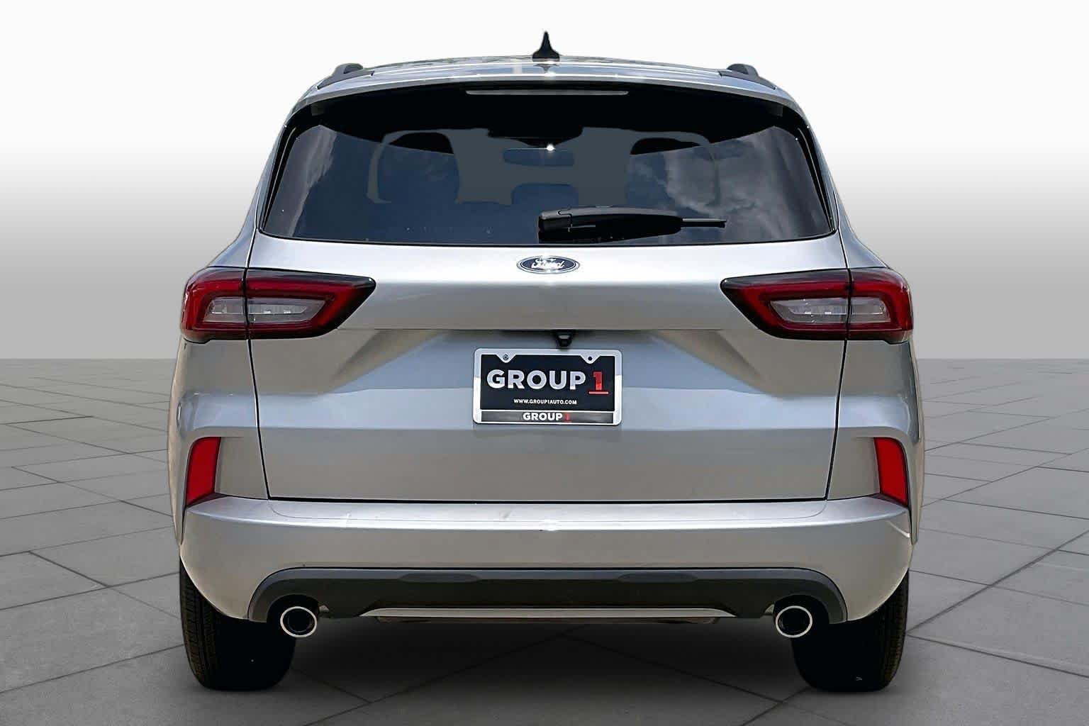 Used 2023 Ford Escape ST-Line AWD/4WD image 5