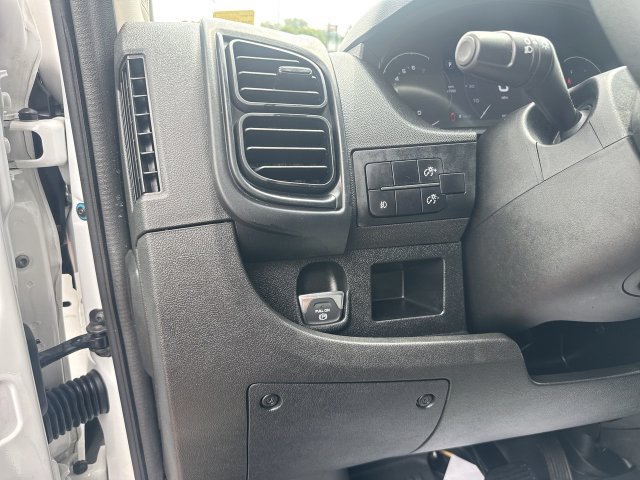 Used 2025 RAM ProMaster 2500 w/ U-Haul Equipment Group FWD image 12