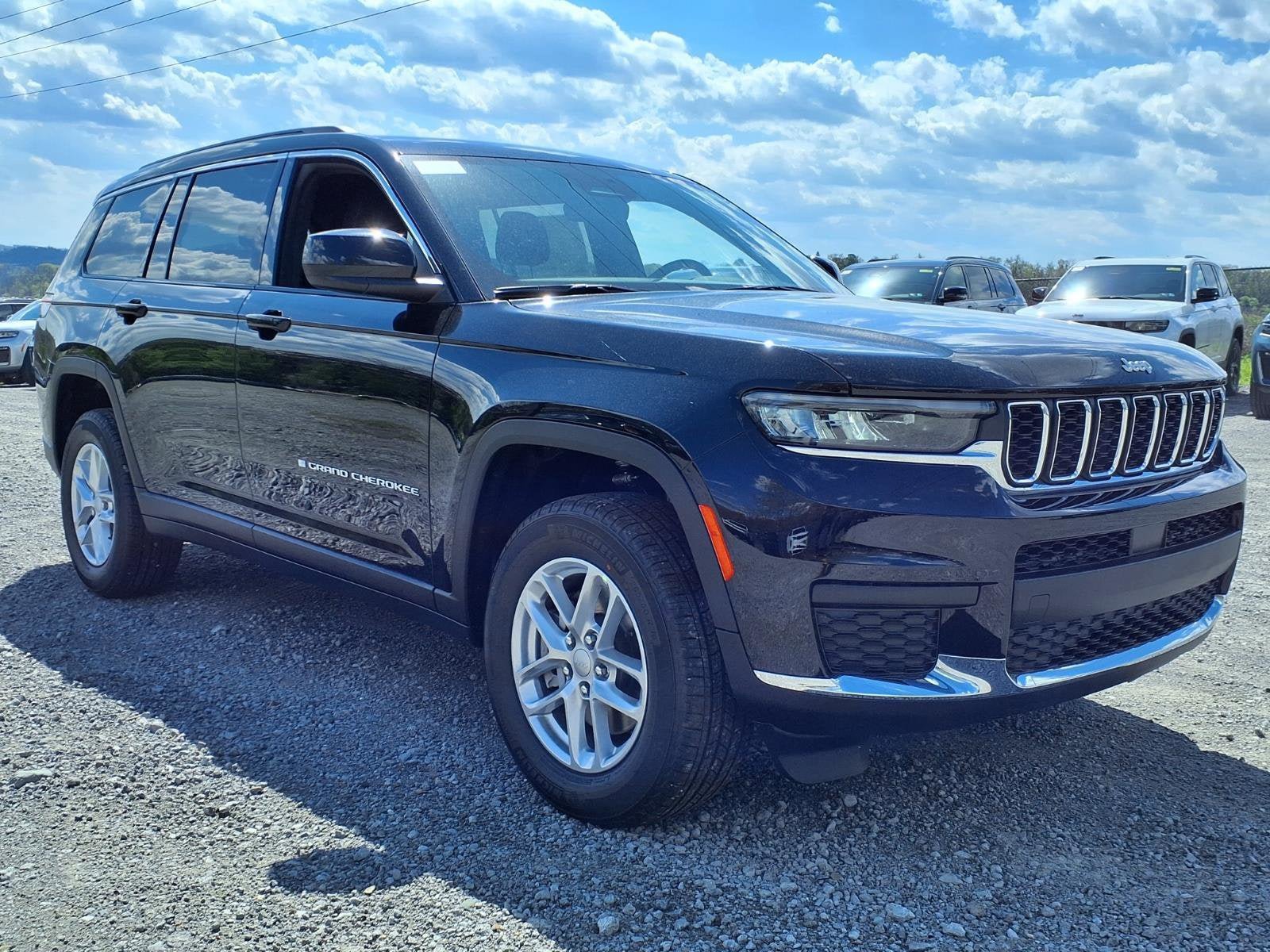 New 2026 Jeep Grand Cherokee L 4WD image 4