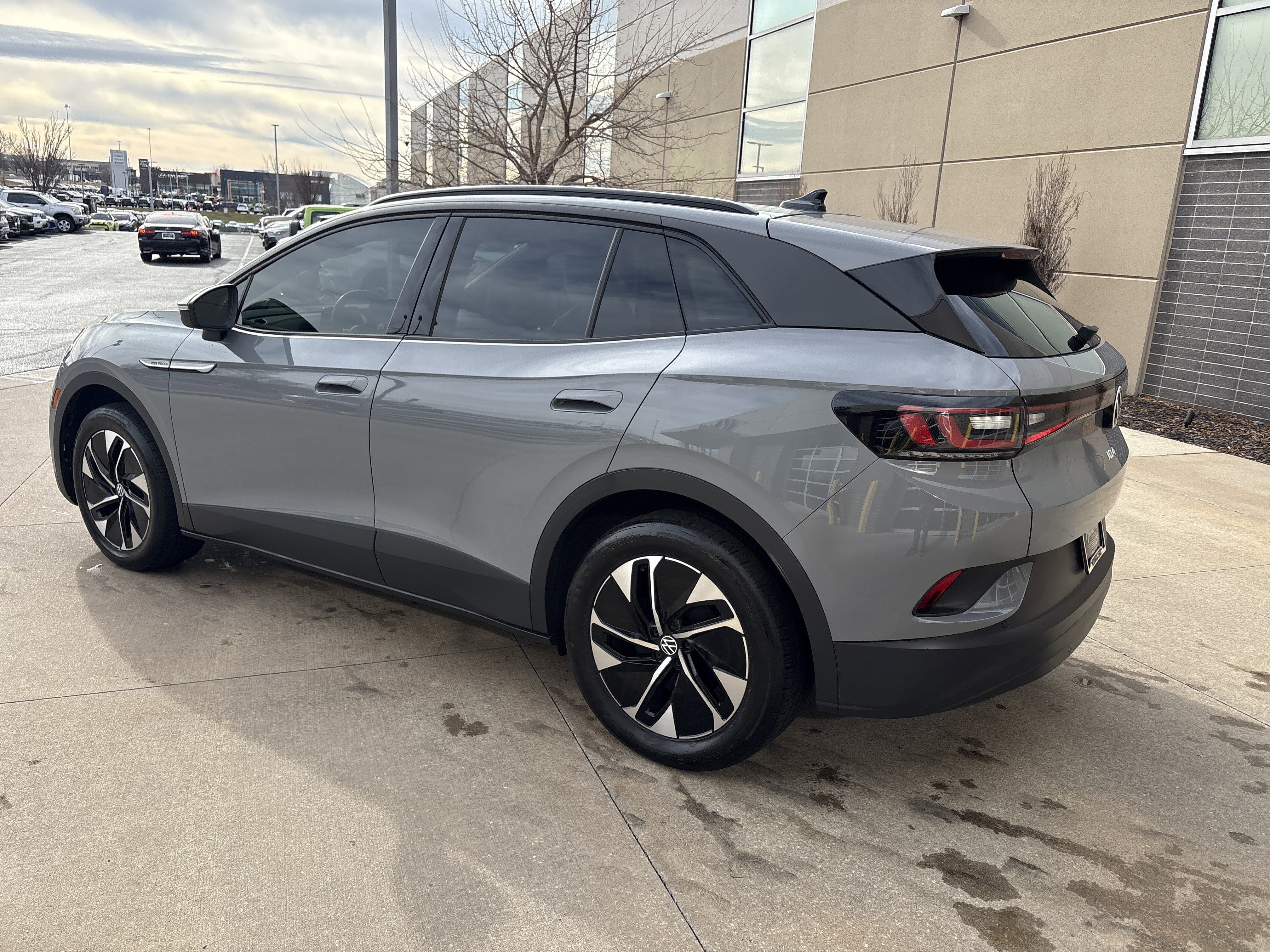 Used 2022 Volkswagen ID.4 Pro S image 8