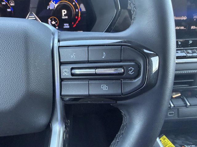 Used 2024 Chevrolet Colorado LT w/ LT Convenience Package II RWD image 18