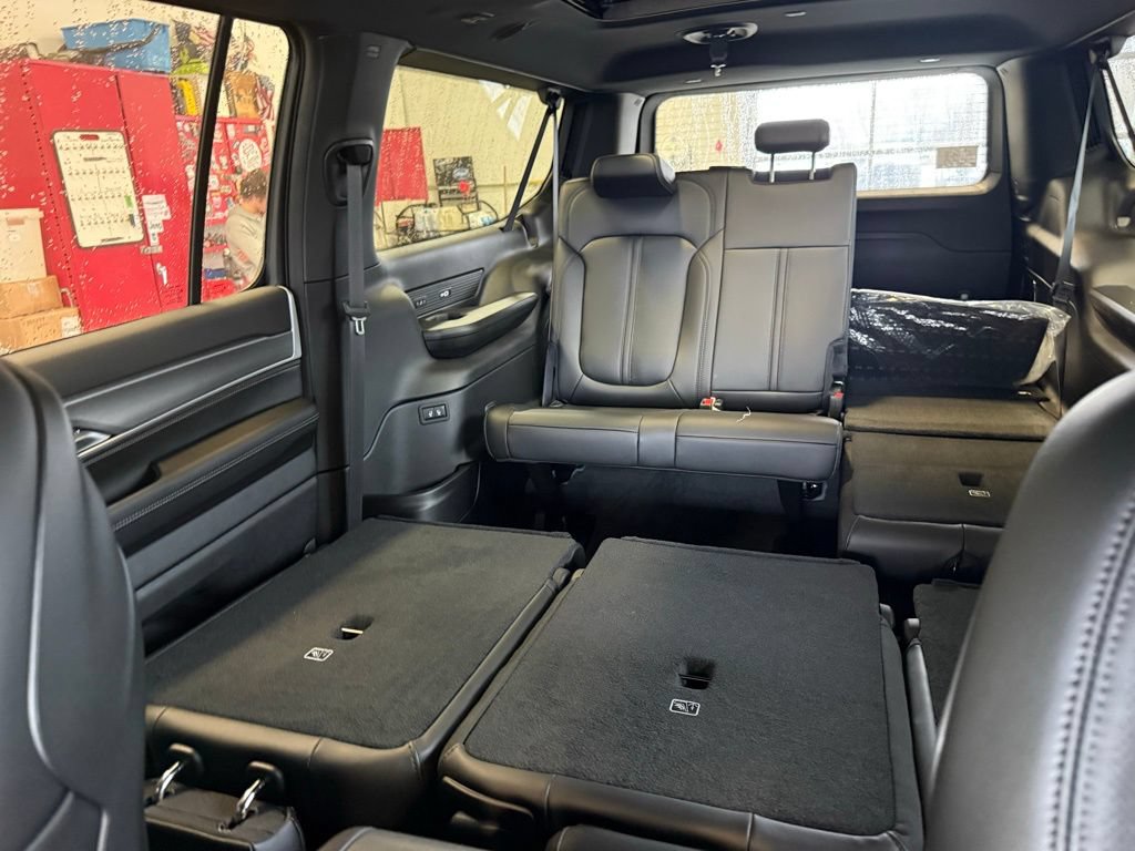New 2026 Jeep Grand Wagoneer L 4WD w/ Premium Group I image 62
