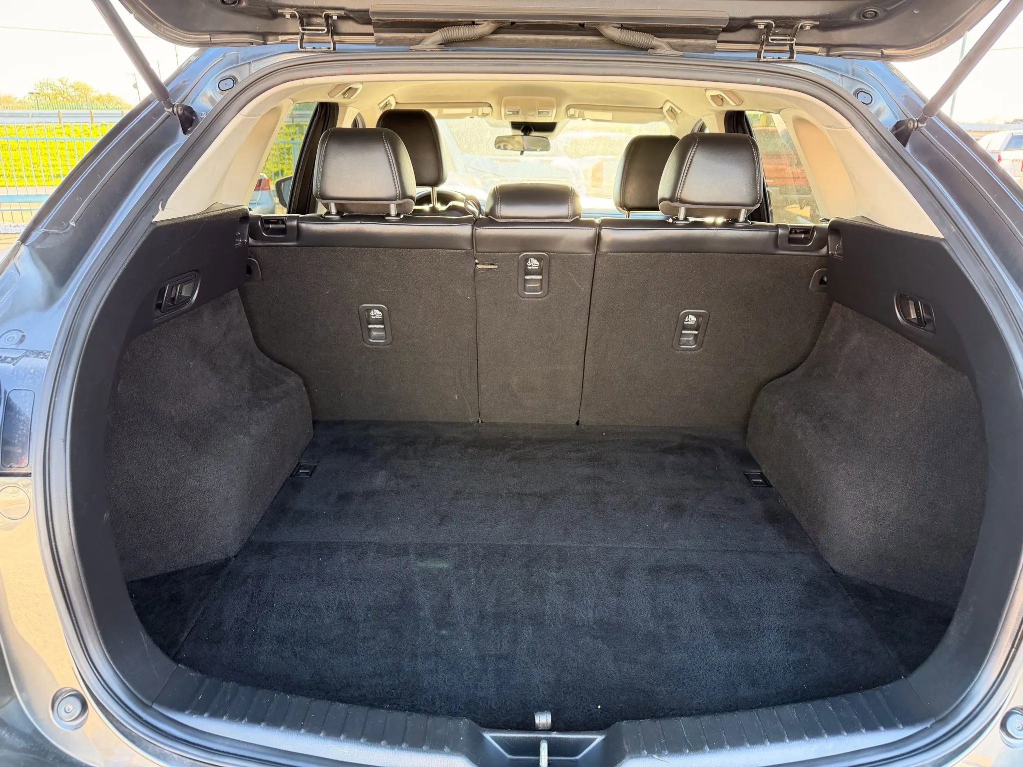 Used 2021 MAZDA CX-5 Touring FWD image 13