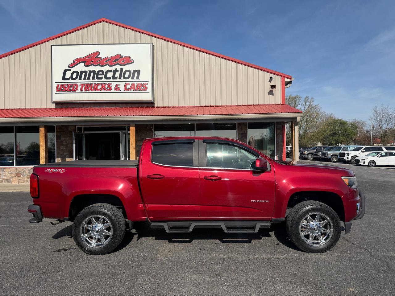 Used 2019 Chevrolet Colorado LT w/ LT Convenience Package image 3