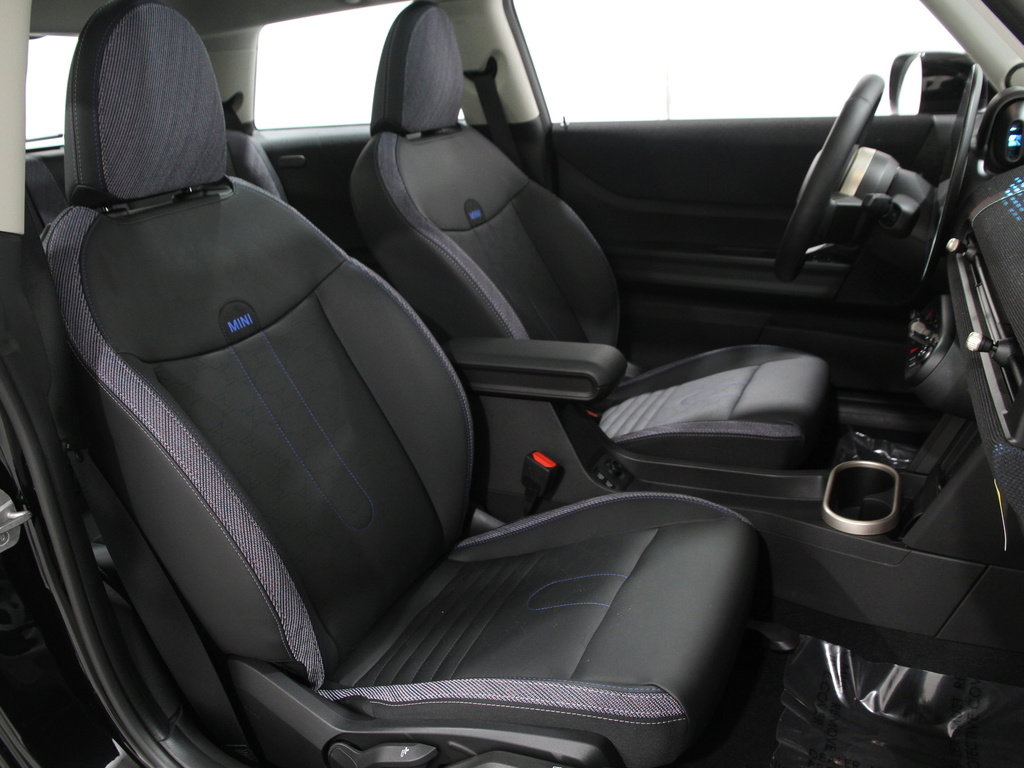 Certified 2025 MINI Cooper S image 16