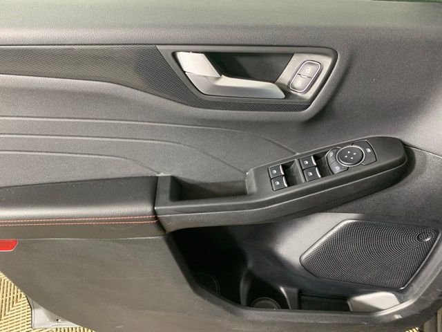Used 2025 Ford Escape ST-Line AWD/4WD image 29