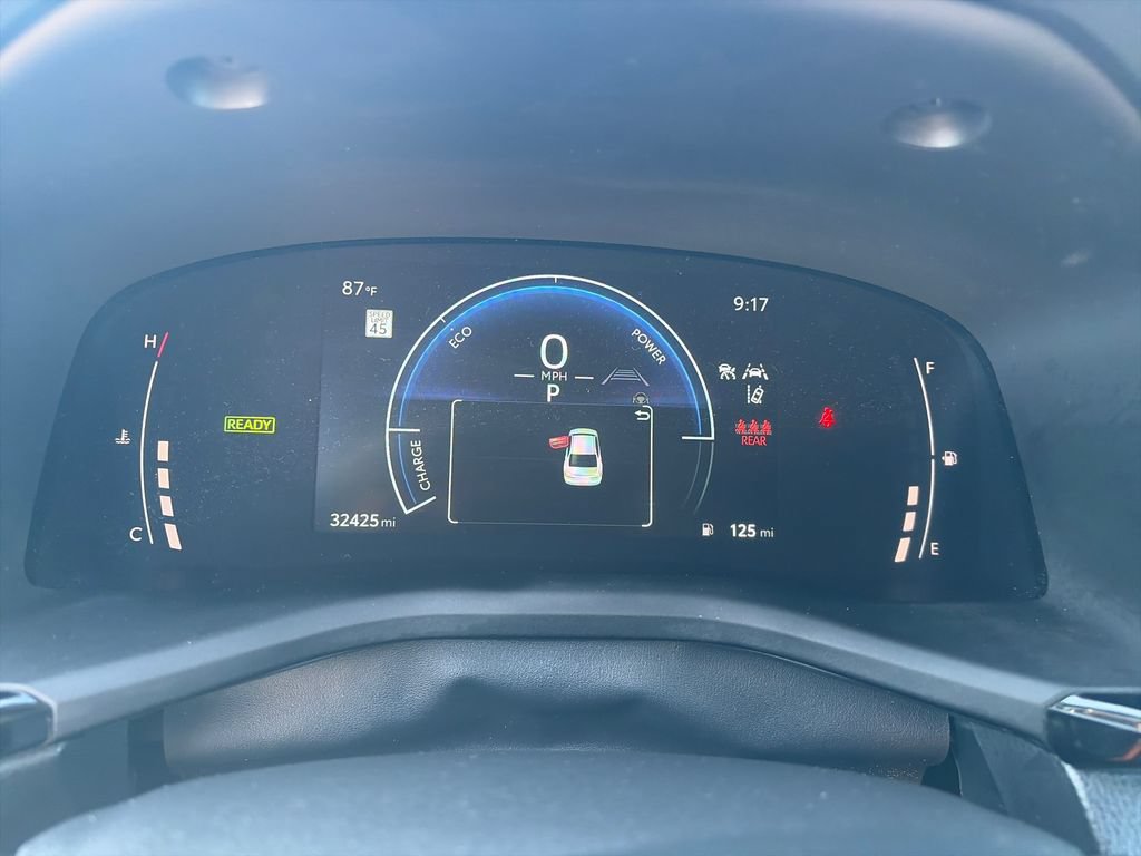 Used 2025 Toyota Camry SE FWD image 16