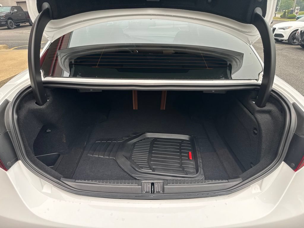 Used 2019 Alfa Romeo Giulia AWD image 57