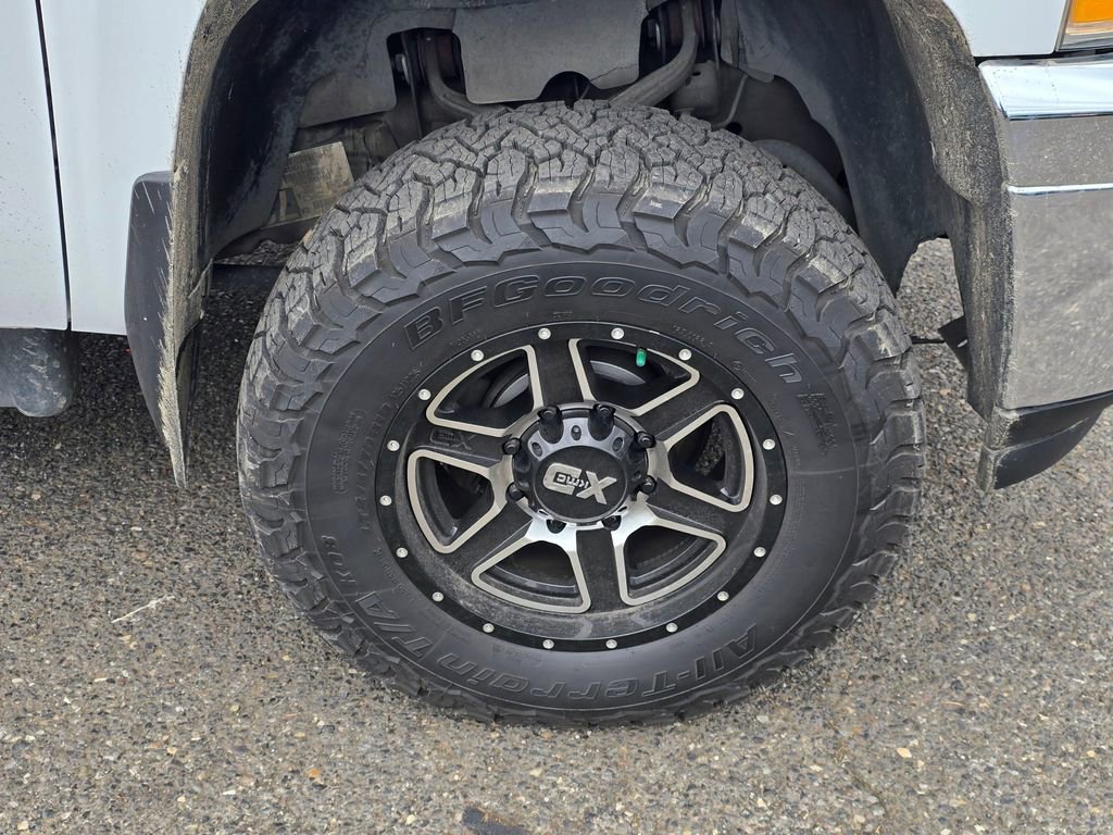 Used 2013 Chevrolet Silverado 2500 LTZ w/ LTZ Plus Package image 9