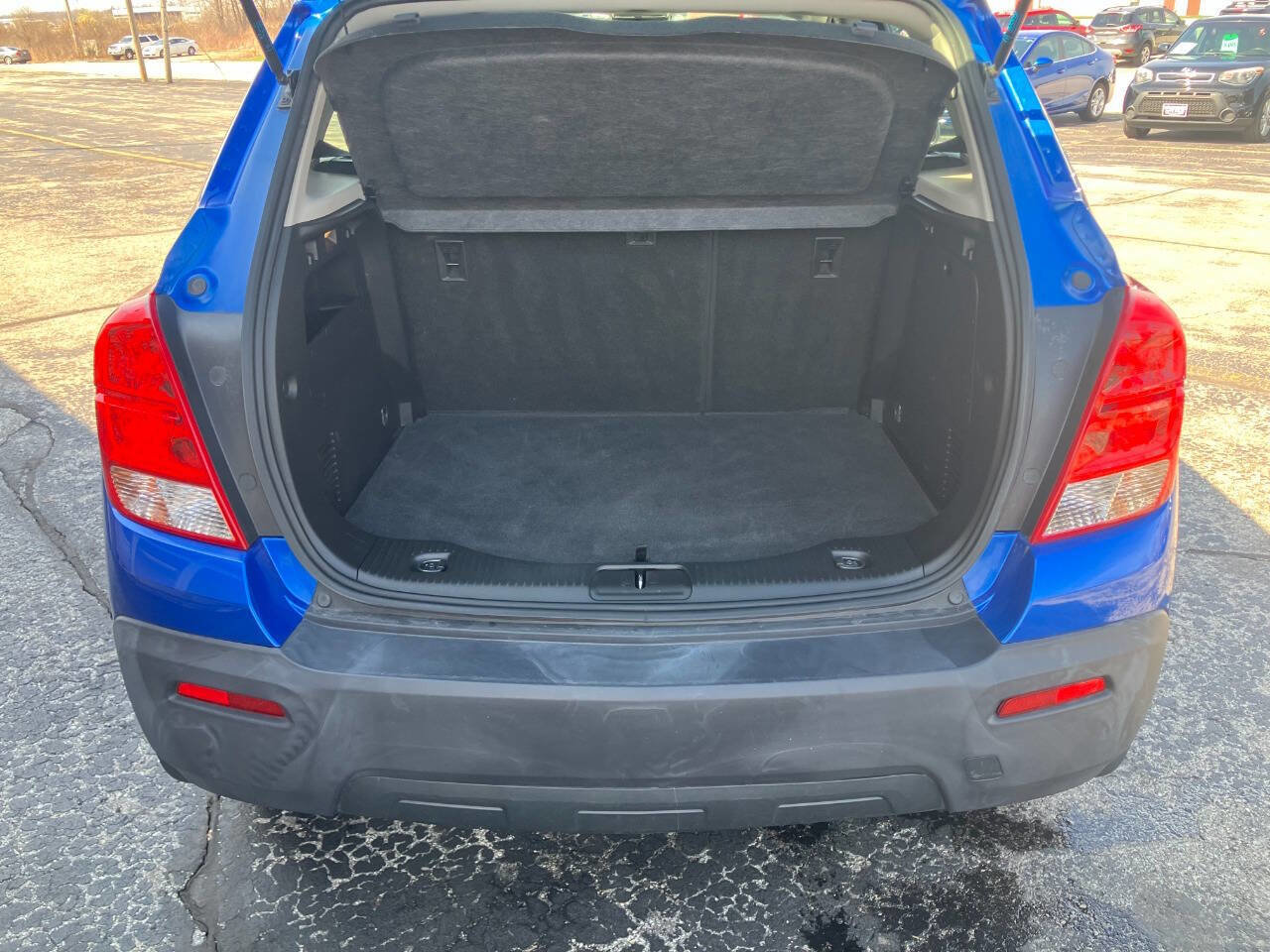 Used 2015 Chevrolet Trax LS w/ LPO, Protection Package FWD image 22