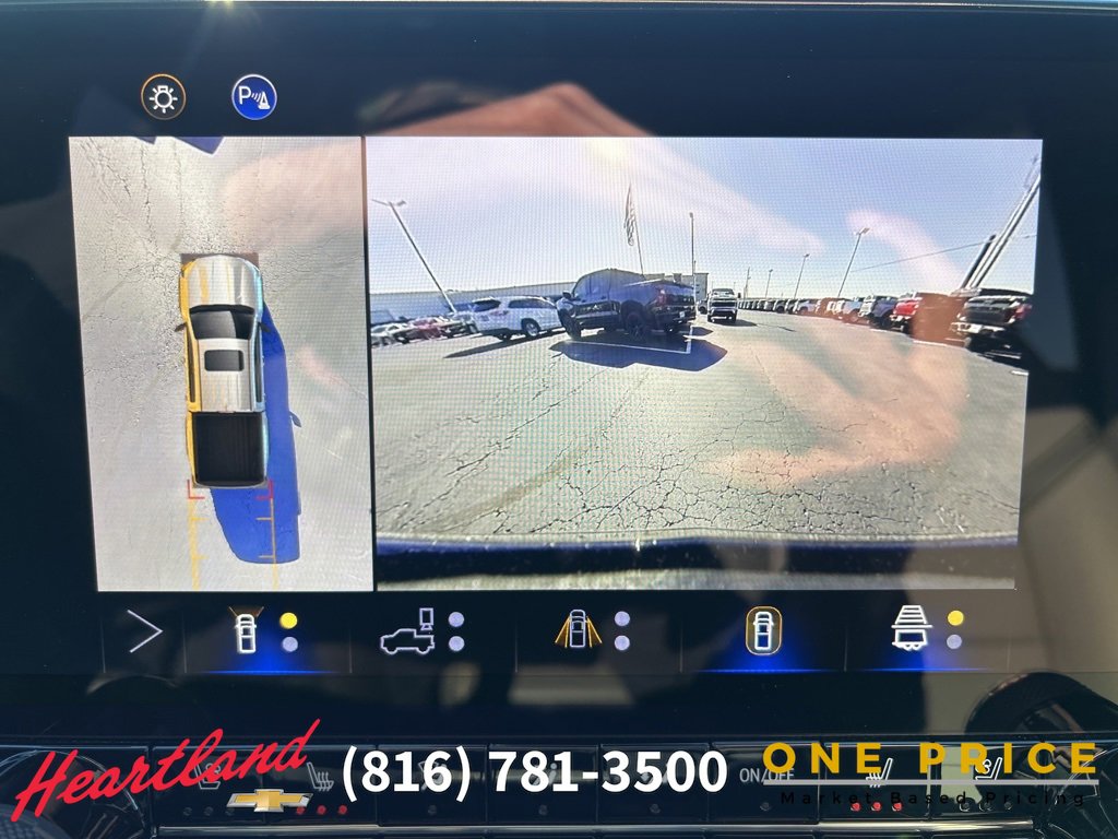 Used 2024 Chevrolet Colorado ZR2 w/ ZR2 Convenience Package III image 36