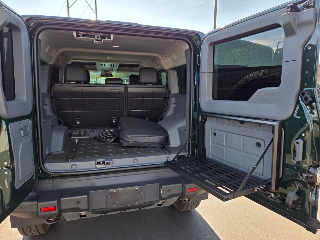 Used 2024 INEOS Grenadier Station Wagon AWD/4WD image 14